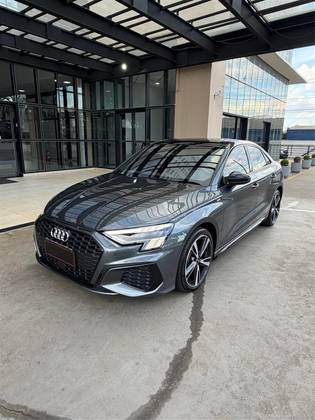 AUDI A3 2.0 40 TFSI MHEV SEDAN PERFORMANCE BLACK S-TRONIC AUDI A3 2.0 40 TFSI MHEV SEDAN PERFORMANCE BLACK S-TRONIC